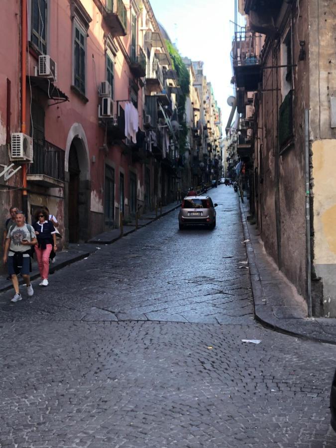 Il Basso Della Nonna Napoli Eksteriør billede